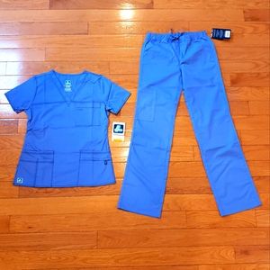 Adar Medical: Nurses Scrub Set.